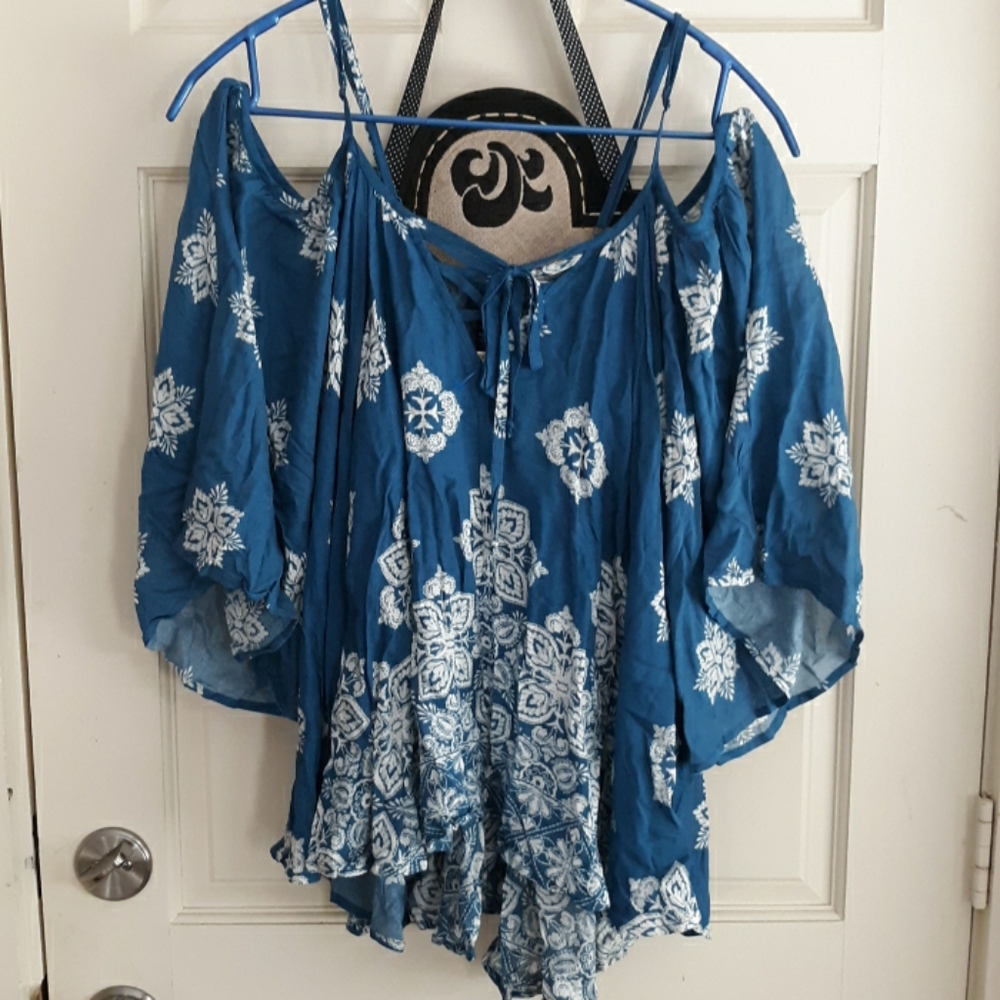 NWT! Rue 21 off the shoulder blouse